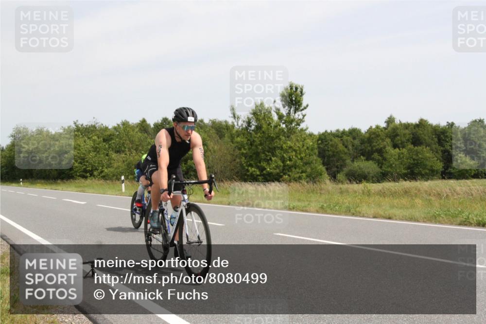 22.06.2025 - Viking Triathlon Yannick Fuchs http://msf.ph/oto/8080499 22.06.2025 12:21:19 Radfahren 71, 395, 535, 621 meine-sportfotos.de
