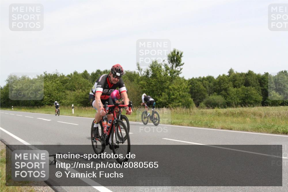 22.06.2025 - Viking Triathlon Yannick Fuchs http://msf.ph/oto/8080565 22.06.2025 12:21:45 Radfahren 63, 199, 491, 610 meine-sportfotos.de