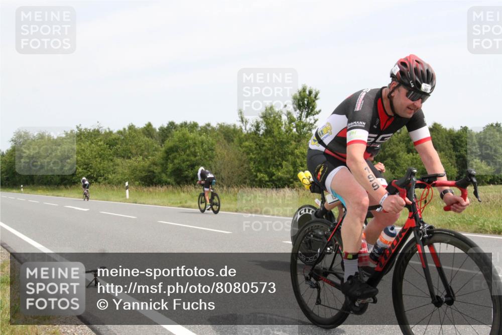 22.06.2025 - Viking Triathlon Yannick Fuchs http://msf.ph/oto/8080573 22.06.2025 12:21:45 Radfahren 63, 199, 491, 610 meine-sportfotos.de