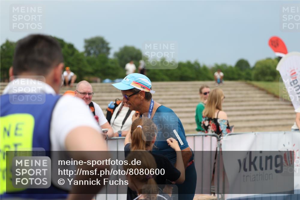 22.06.2025 - Viking Triathlon Yannick Fuchs http://msf.ph/oto/8080600 22.06.2025 16:56:26 Ziel  meine-sportfotos.de
