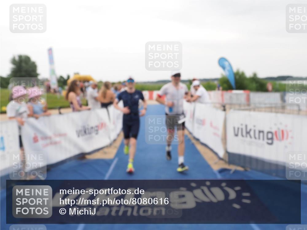 22.06.2025 - Viking Triathlon MichiJ http://msf.ph/oto/8080616 22.06.2025 15:56:57 Ziel 318, 328 meine-sportfotos.de