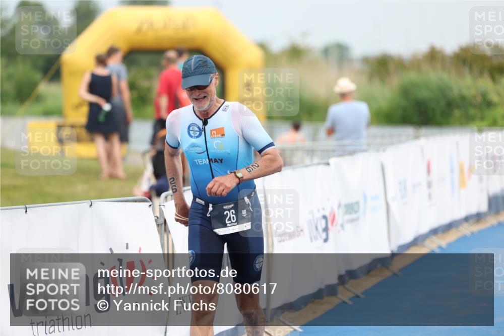 22.06.2025 - Viking Triathlon Yannick Fuchs http://msf.ph/oto/8080617 22.06.2025 16:59:20 Ziel 26 meine-sportfotos.de