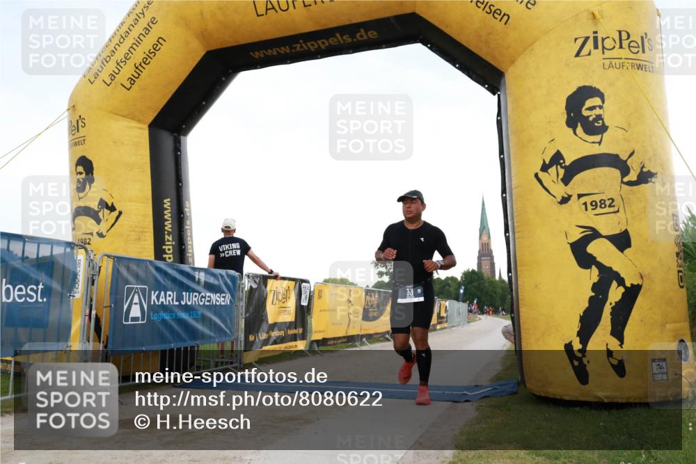 22.06.2025 - Viking Triathlon H.Heesch http://msf.ph/oto/8080622 22.06.2025 16:30:03 Laufen 83 meine-sportfotos.de