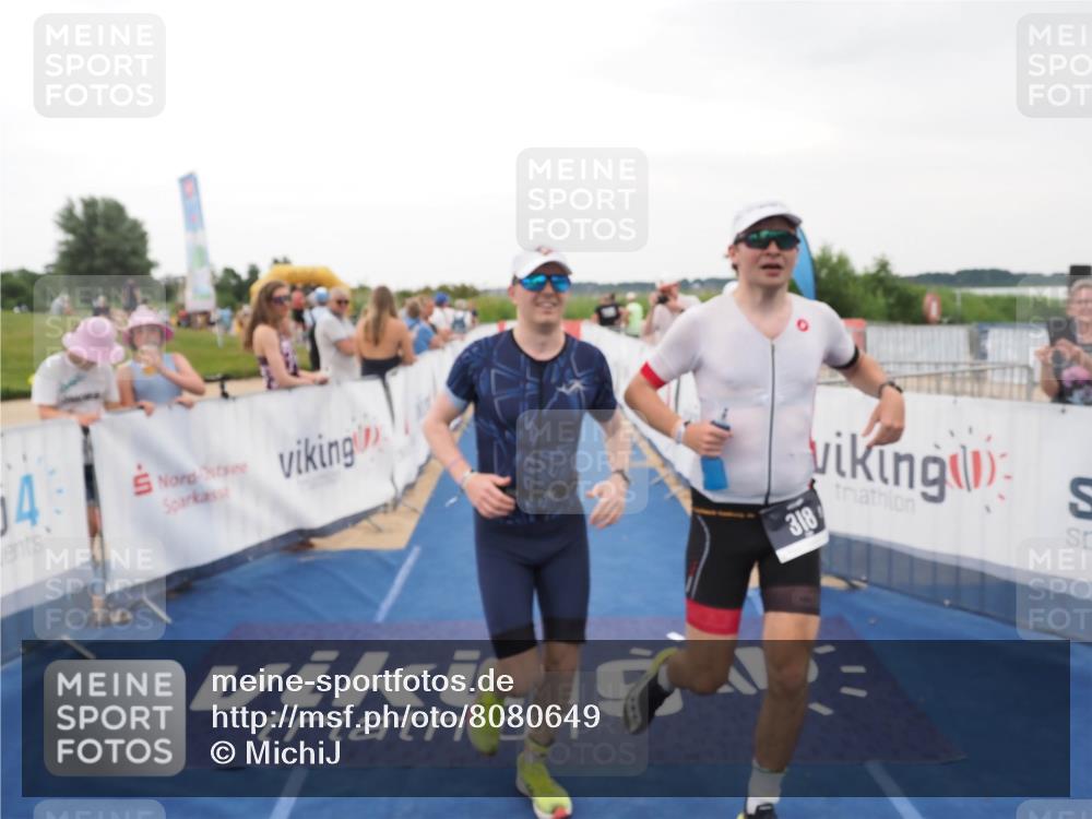 22.06.2025 - Viking Triathlon MichiJ http://msf.ph/oto/8080649 22.06.2025 15:56:58 Ziel 318, 328 meine-sportfotos.de