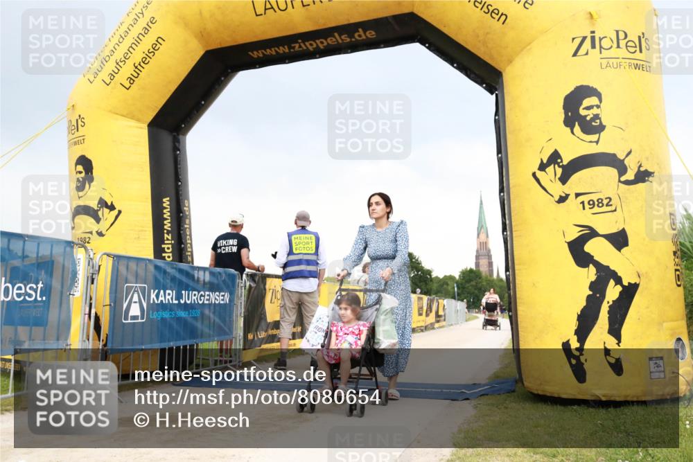 22.06.2025 - Viking Triathlon H.Heesch http://msf.ph/oto/8080654 22.06.2025 16:34:10 Laufen  meine-sportfotos.de