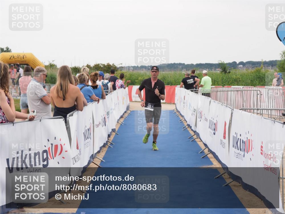 22.06.2025 - Viking Triathlon MichiJ http://msf.ph/oto/8080683 22.06.2025 15:57:43 Ziel 219 meine-sportfotos.de