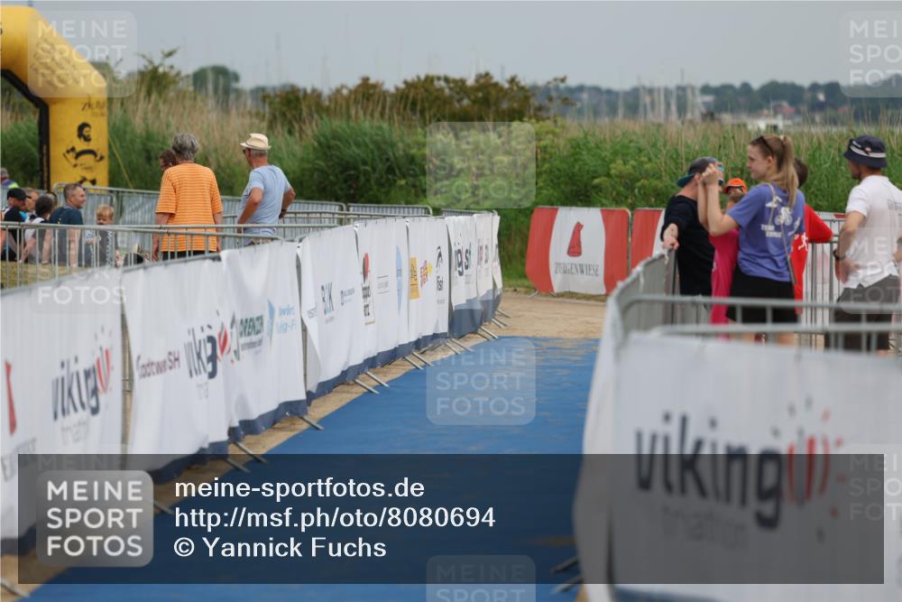 22.06.2025 - Viking Triathlon Yannick Fuchs http://msf.ph/oto/8080694 22.06.2025 17:01:14 Ziel  meine-sportfotos.de