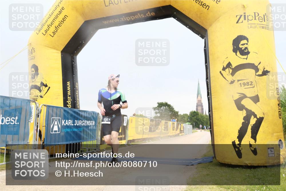 22.06.2025 - Viking Triathlon H.Heesch http://msf.ph/oto/8080710 22.06.2025 16:38:10 Laufen 496 meine-sportfotos.de