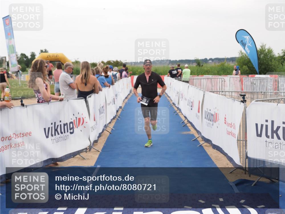 22.06.2025 - Viking Triathlon MichiJ http://msf.ph/oto/8080721 22.06.2025 15:57:44 Ziel 219 meine-sportfotos.de