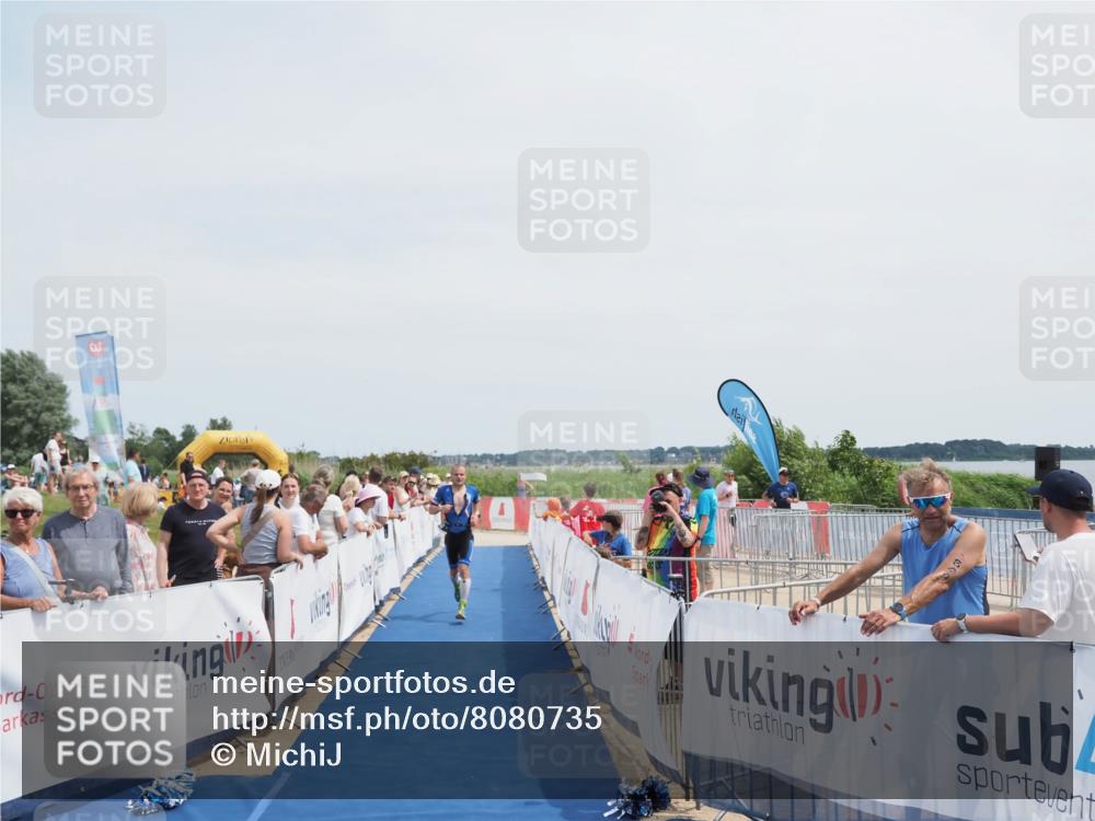 22.06.2025 - Viking Triathlon MichiJ http://msf.ph/oto/8080735 22.06.2025 14:23:14 Ziel 347 meine-sportfotos.de