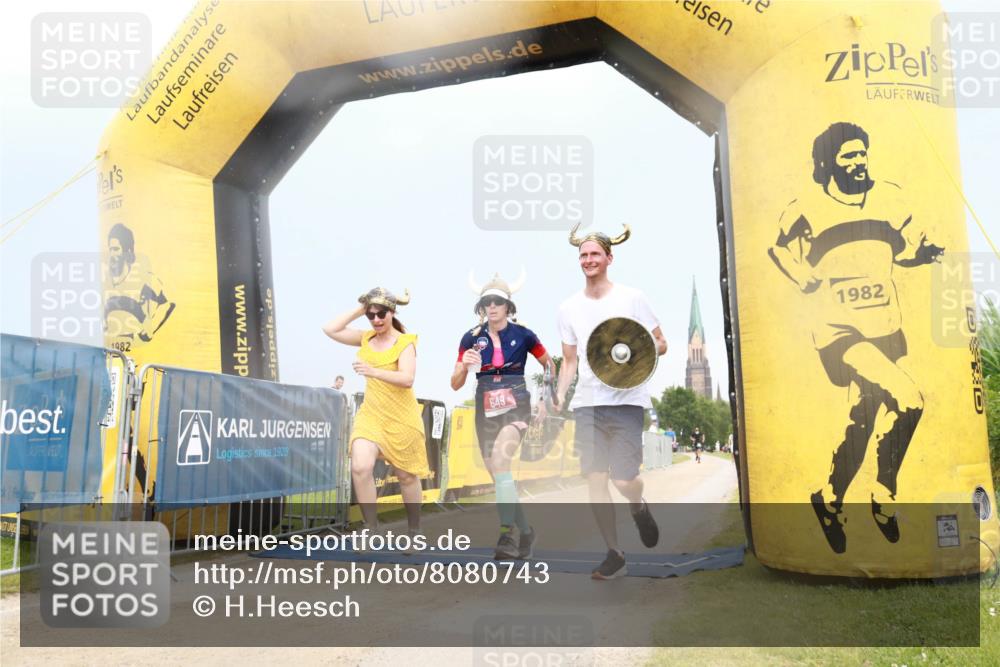 22.06.2025 - Viking Triathlon H.Heesch http://msf.ph/oto/8080743 22.06.2025 16:40:41 Laufen 649 meine-sportfotos.de