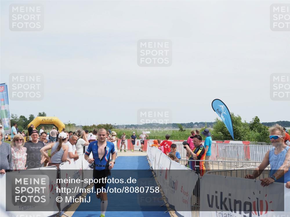 22.06.2025 - Viking Triathlon MichiJ http://msf.ph/oto/8080758 22.06.2025 14:23:15 Ziel 347 meine-sportfotos.de