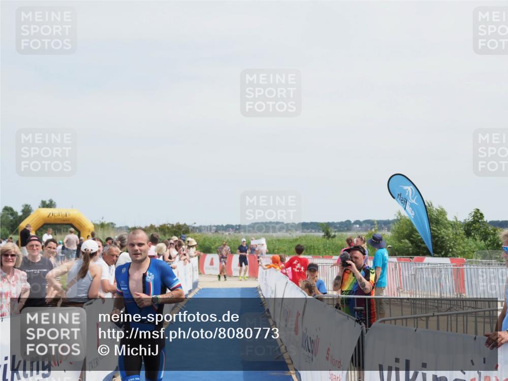 22.06.2025 - Viking Triathlon MichiJ http://msf.ph/oto/8080773 22.06.2025 14:23:16 Ziel 347 meine-sportfotos.de