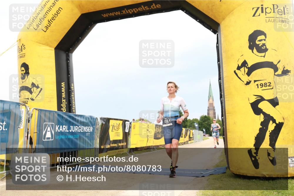 22.06.2025 - Viking Triathlon H.Heesch http://msf.ph/oto/8080783 22.06.2025 16:51:40 Laufen 192, 498 meine-sportfotos.de