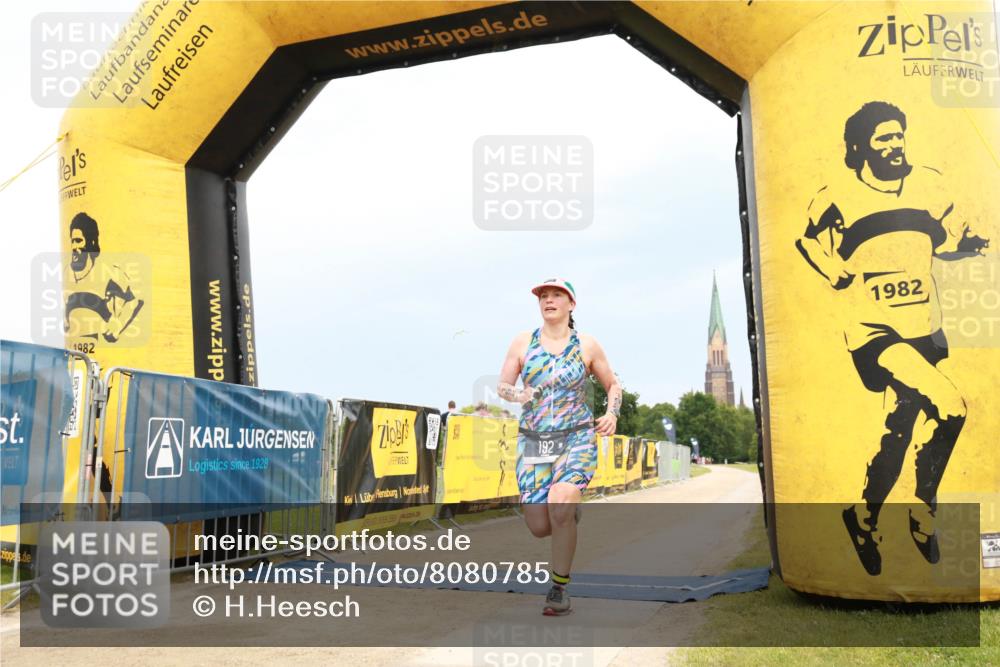 22.06.2025 - Viking Triathlon H.Heesch http://msf.ph/oto/8080785 22.06.2025 16:51:43 Laufen 192, 498 meine-sportfotos.de