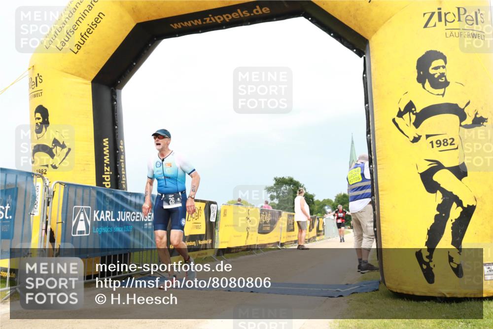 22.06.2025 - Viking Triathlon H.Heesch http://msf.ph/oto/8080806 22.06.2025 16:59:02 Laufen 26 meine-sportfotos.de