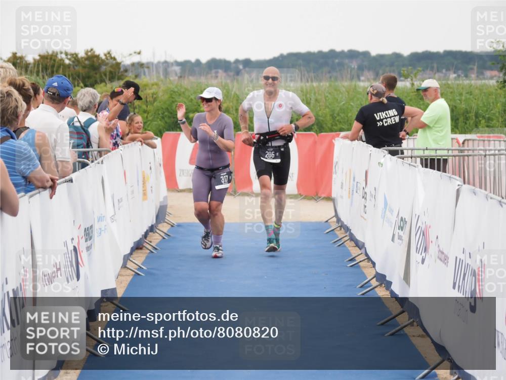 22.06.2025 - Viking Triathlon MichiJ http://msf.ph/oto/8080820 22.06.2025 15:57:51 Ziel 205, 317 meine-sportfotos.de