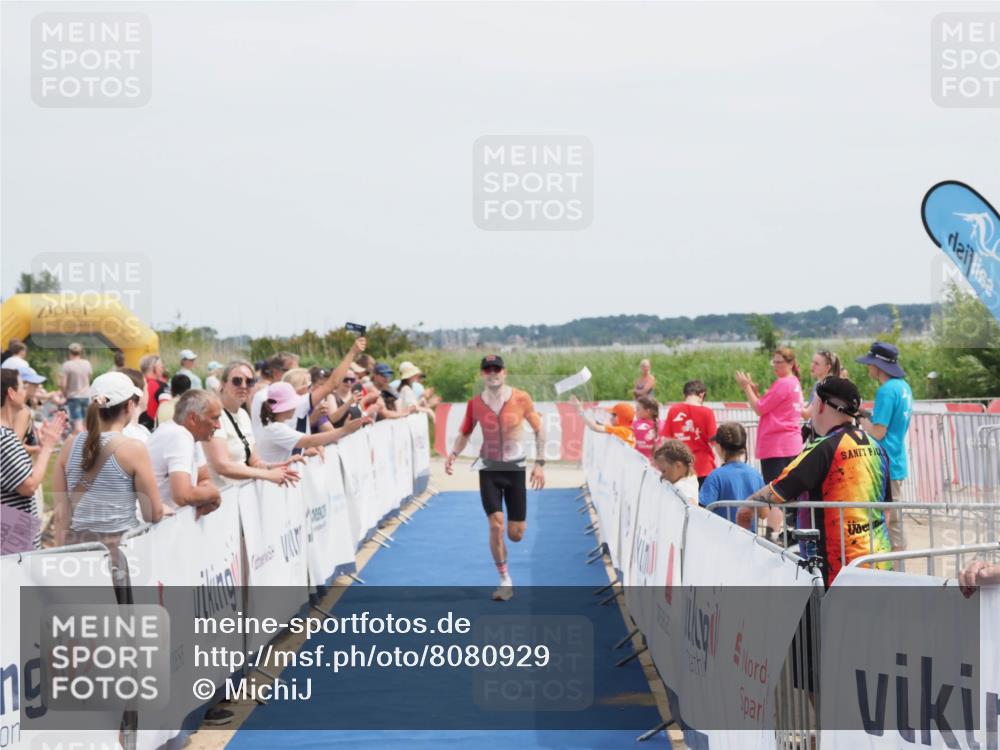 22.06.2025 - Viking Triathlon MichiJ http://msf.ph/oto/8080929 22.06.2025 14:23:49 Ziel 33 meine-sportfotos.de