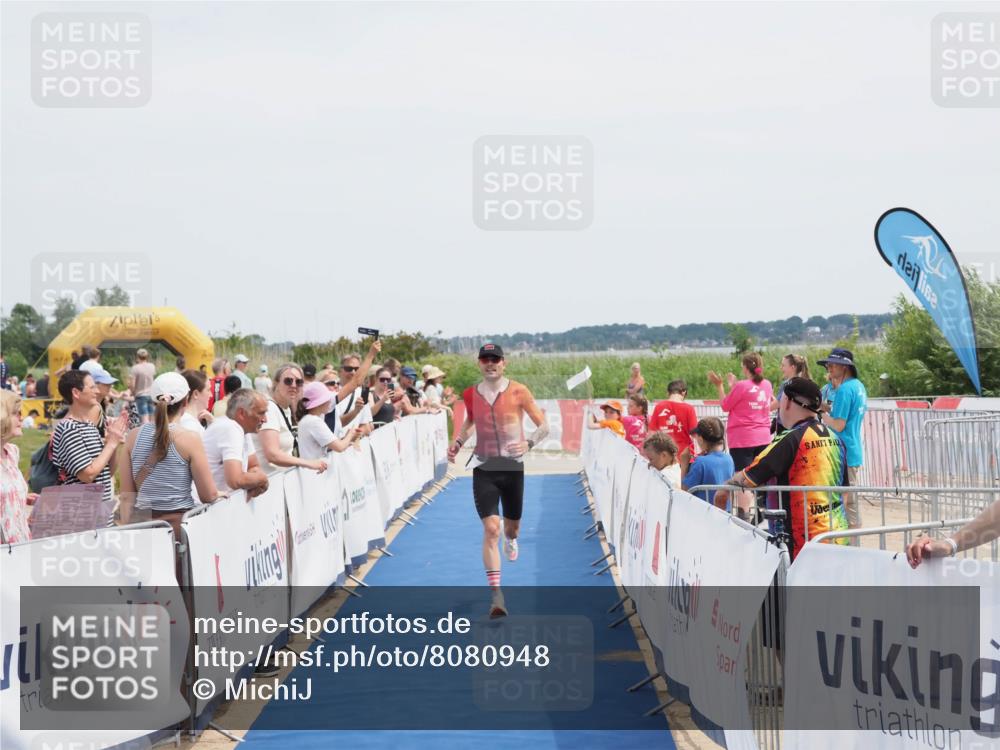 22.06.2025 - Viking Triathlon MichiJ http://msf.ph/oto/8080948 22.06.2025 14:23:50 Ziel 33 meine-sportfotos.de