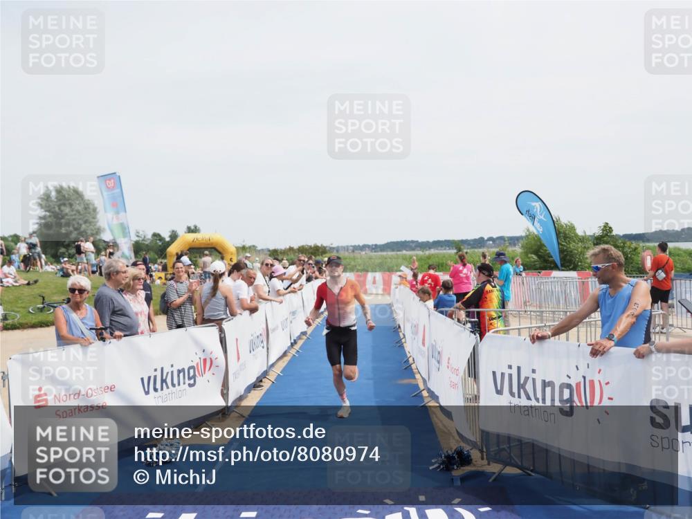 22.06.2025 - Viking Triathlon MichiJ http://msf.ph/oto/8080974 22.06.2025 14:23:50 Ziel 33 meine-sportfotos.de