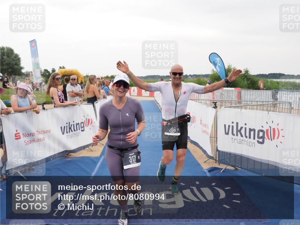 22.06.2025 - Viking Triathlon MichiJ http://msf.ph/oto/8080994 22.06.2025 15:57:56 Ziel 205, 317 meine-sportfotos.de