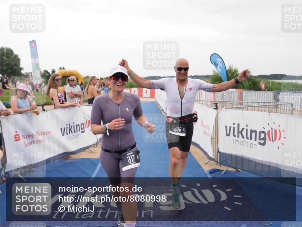 22.06.2025 - Viking Triathlon MichiJ http://msf.ph/oto/8080998 22.06.2025 15:57:57 Ziel 205, 317 meine-sportfotos.de