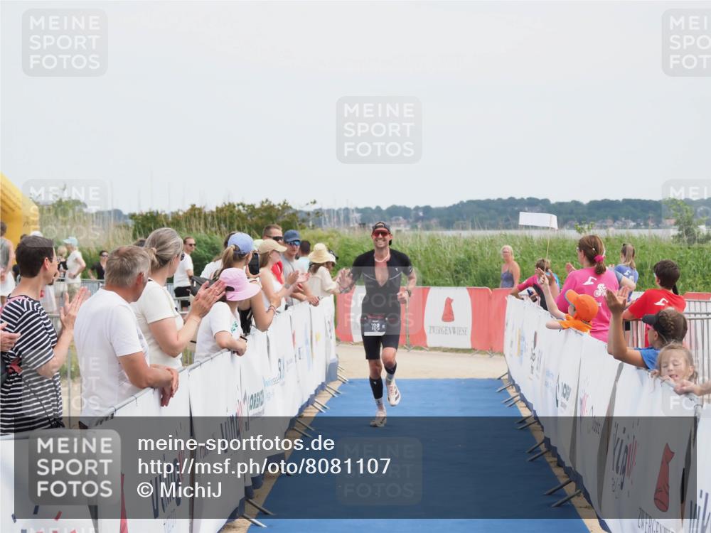 22.06.2025 - Viking Triathlon MichiJ http://msf.ph/oto/8081107 22.06.2025 14:26:01 Ziel 188 meine-sportfotos.de