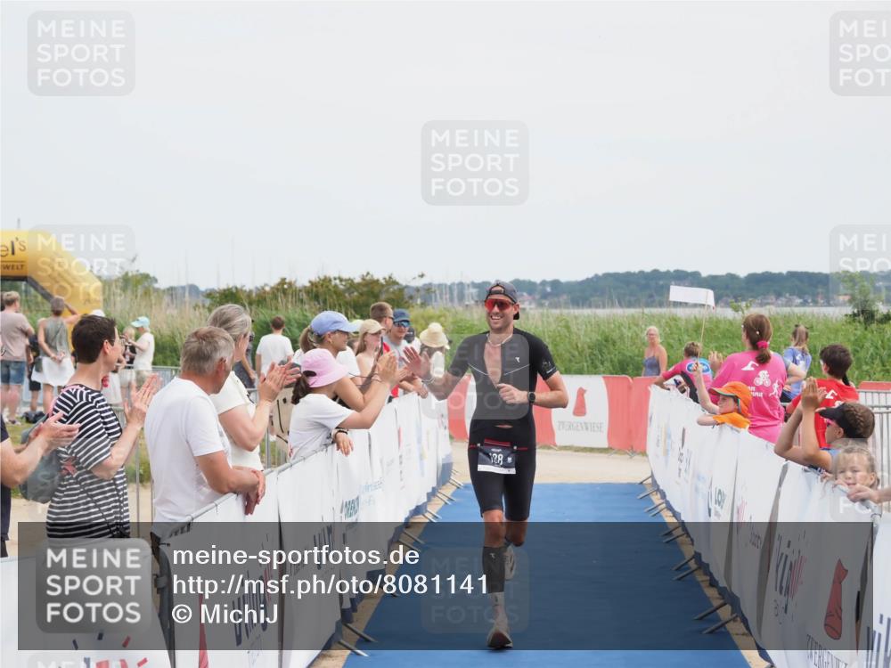 22.06.2025 - Viking Triathlon MichiJ http://msf.ph/oto/8081141 22.06.2025 14:26:02 Ziel 188 meine-sportfotos.de