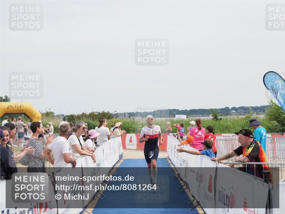 22.06.2025 - Viking Triathlon MichiJ http://msf.ph/oto/8081264 22.06.2025 14:26:21 Ziel 122 meine-sportfotos.de