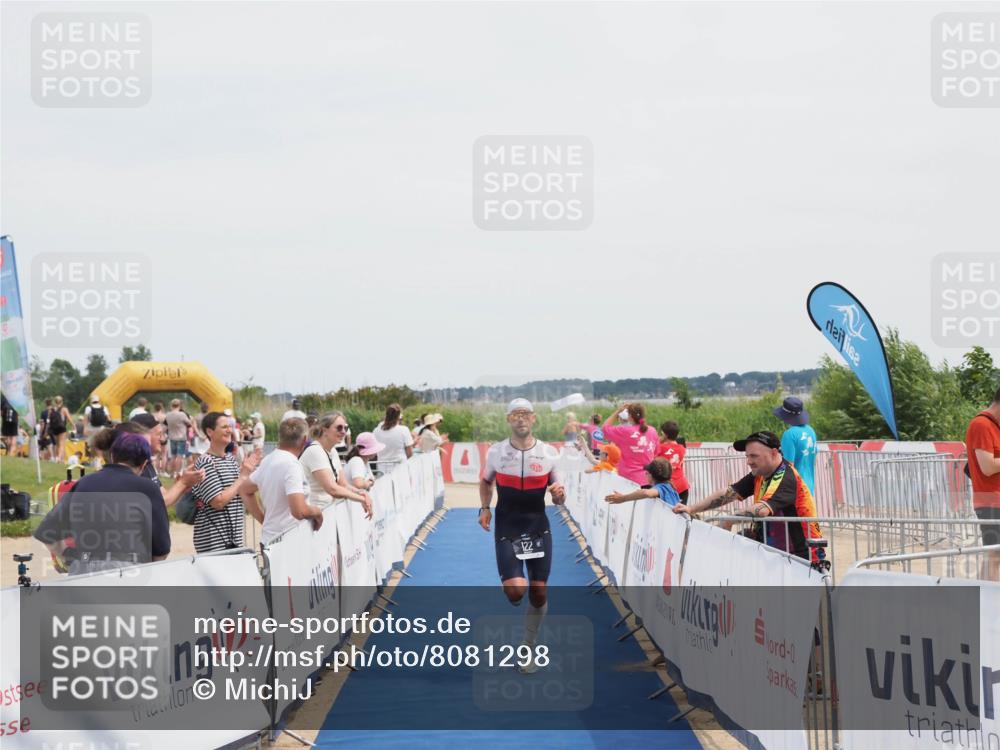 22.06.2025 - Viking Triathlon MichiJ http://msf.ph/oto/8081298 22.06.2025 14:26:22 Ziel 122 meine-sportfotos.de