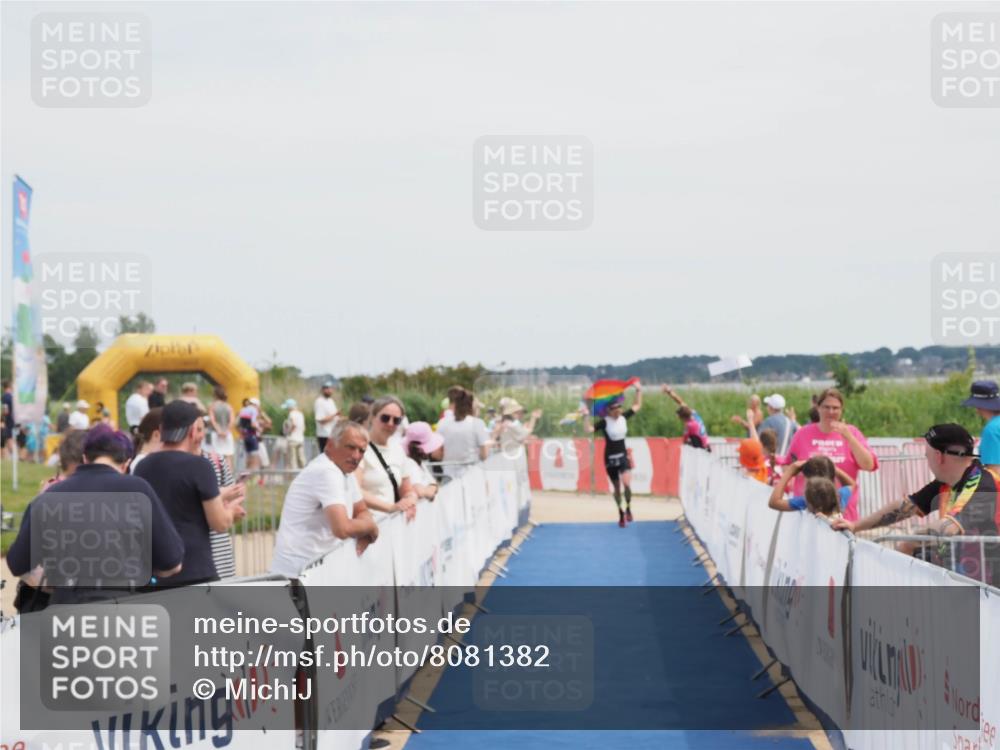 22.06.2025 - Viking Triathlon MichiJ http://msf.ph/oto/8081382 22.06.2025 14:26:43 Ziel 11 meine-sportfotos.de