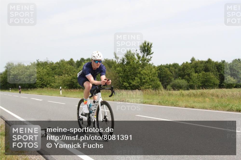 22.06.2025 - Viking Triathlon Yannick Fuchs http://msf.ph/oto/8081391 22.06.2025 12:23:41 Radfahren 42, 328, 443 meine-sportfotos.de