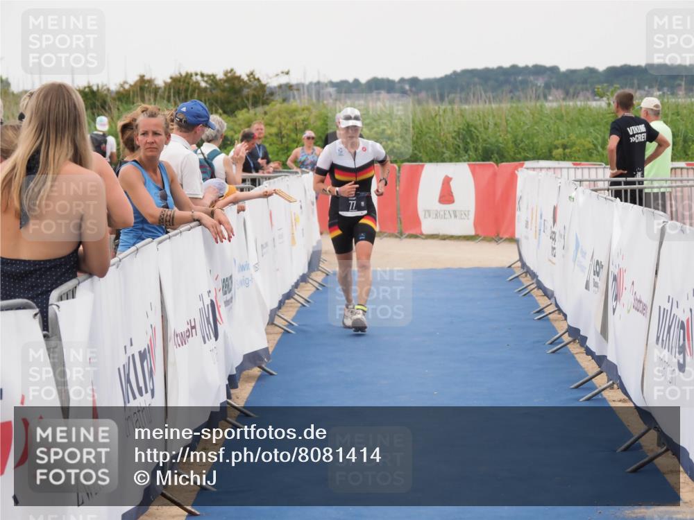 22.06.2025 - Viking Triathlon MichiJ http://msf.ph/oto/8081414 22.06.2025 15:59:00 Ziel 77 meine-sportfotos.de