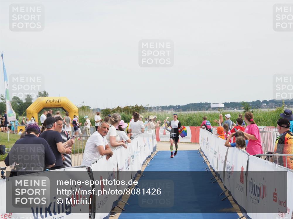22.06.2025 - Viking Triathlon MichiJ http://msf.ph/oto/8081426 22.06.2025 14:26:44 Ziel 11 meine-sportfotos.de