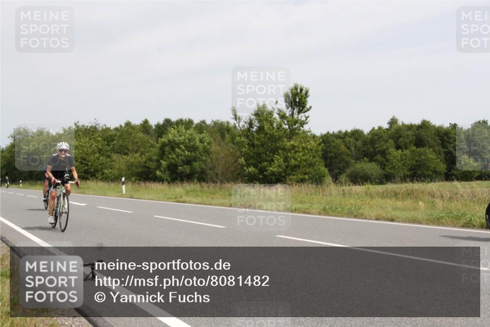 22.06.2025 - Viking Triathlon Yannick Fuchs http://msf.ph/oto/8081482 22.06.2025 12:24:52 Radfahren 50, 215, 225, 261, 343, 399, 410 meine-sportfotos.de
