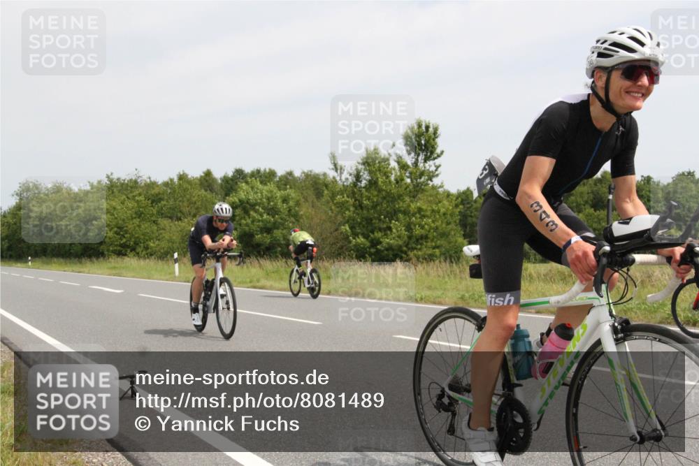 22.06.2025 - Viking Triathlon Yannick Fuchs http://msf.ph/oto/8081489 22.06.2025 12:24:53 Radfahren 50, 215, 225, 261, 343, 399, 410 meine-sportfotos.de