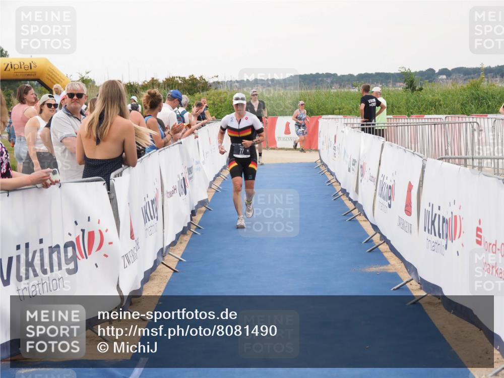 22.06.2025 - Viking Triathlon MichiJ http://msf.ph/oto/8081490 22.06.2025 15:59:01 Ziel 77 meine-sportfotos.de