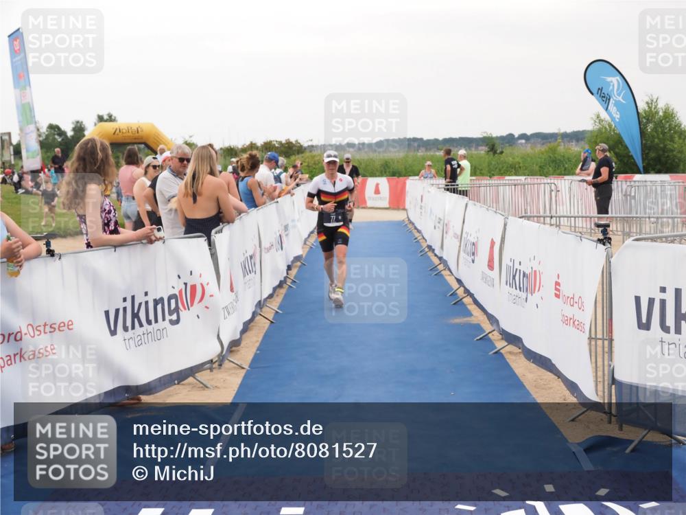 22.06.2025 - Viking Triathlon MichiJ http://msf.ph/oto/8081527 22.06.2025 15:59:02 Ziel 77, 461 meine-sportfotos.de
