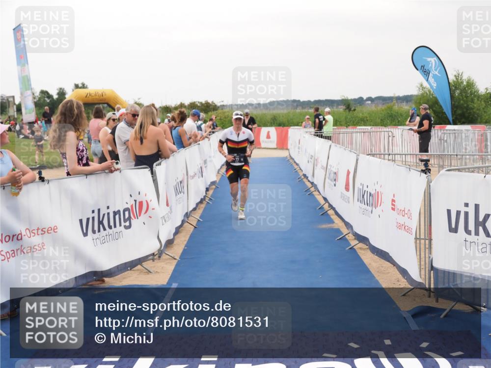 22.06.2025 - Viking Triathlon MichiJ http://msf.ph/oto/8081531 22.06.2025 15:59:03 Ziel 77, 461 meine-sportfotos.de