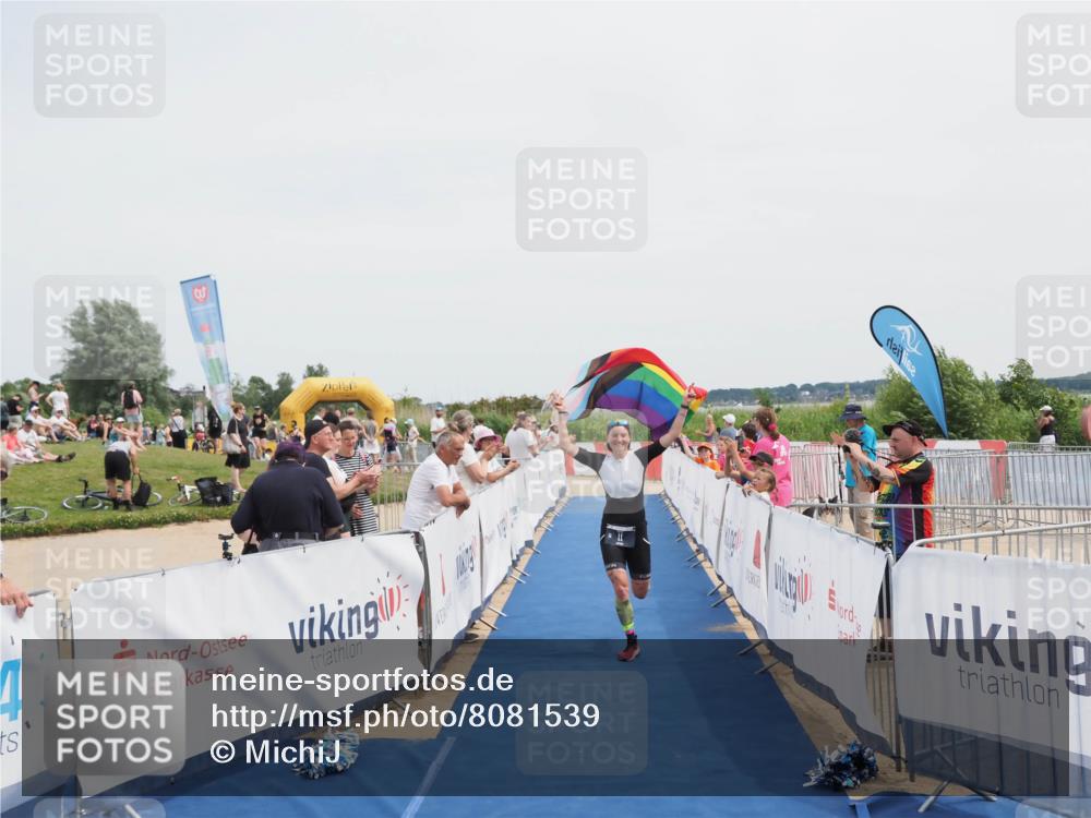 22.06.2025 - Viking Triathlon MichiJ http://msf.ph/oto/8081539 22.06.2025 14:26:47 Ziel 11 meine-sportfotos.de