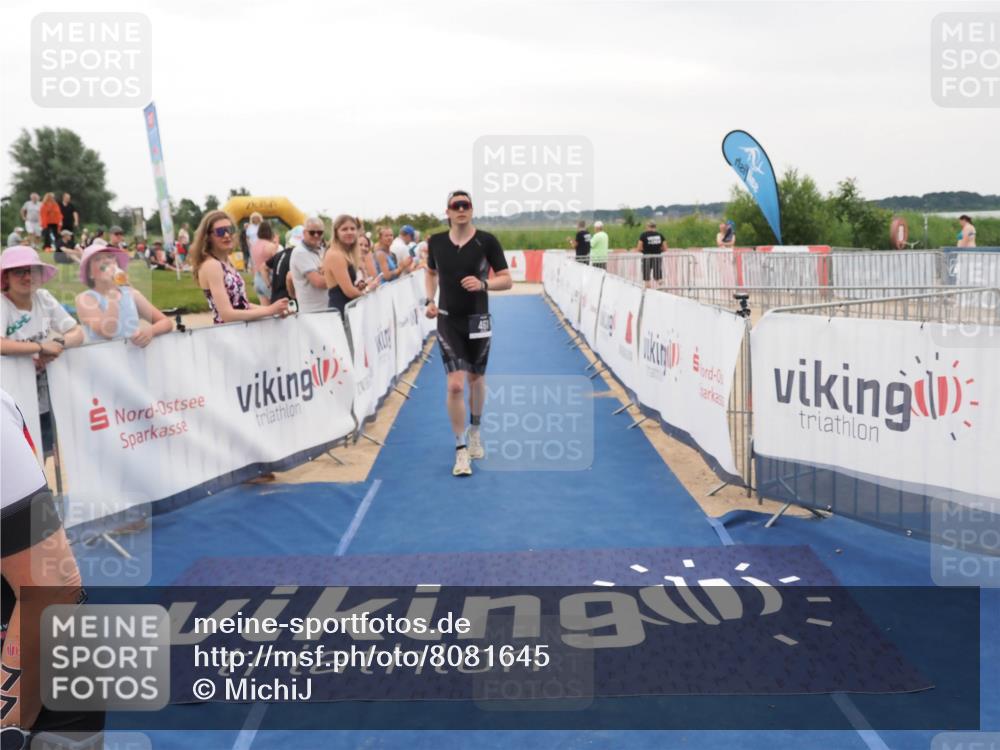 22.06.2025 - Viking Triathlon MichiJ http://msf.ph/oto/8081645 22.06.2025 15:59:09 Ziel 77, 461 meine-sportfotos.de