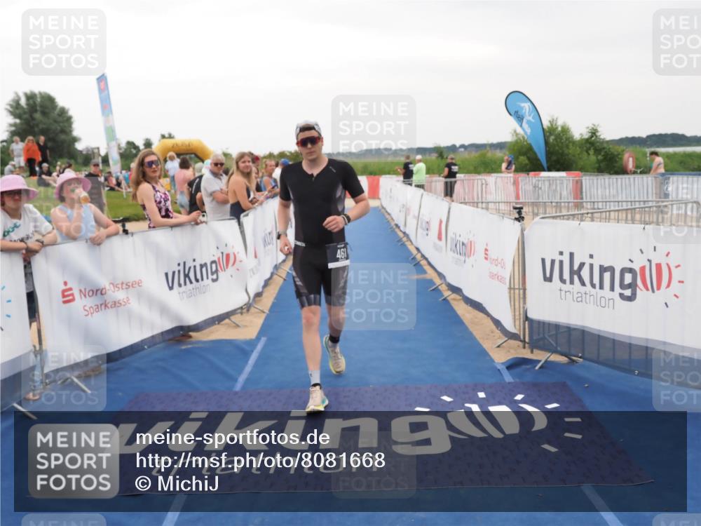 22.06.2025 - Viking Triathlon MichiJ http://msf.ph/oto/8081668 22.06.2025 15:59:09 Ziel 77, 461 meine-sportfotos.de