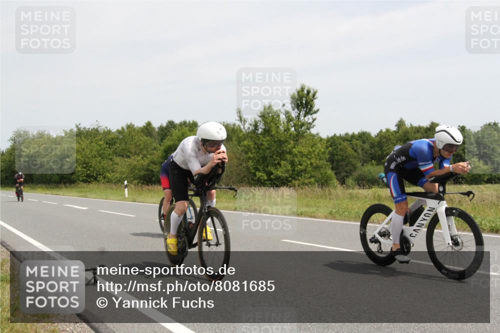 22.06.2025 - Viking Triathlon Yannick Fuchs http://msf.ph/oto/8081685 22.06.2025 12:28:28 Radfahren 117, 258, 289, 347, 367, 648 meine-sportfotos.de