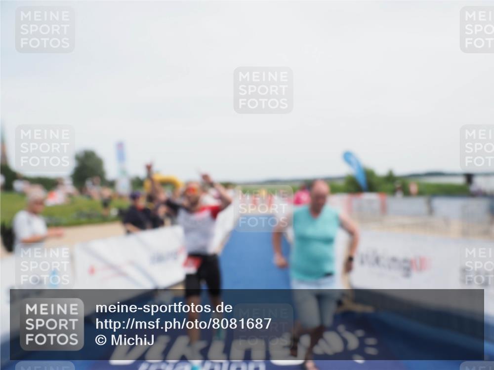 22.06.2025 - Viking Triathlon MichiJ http://msf.ph/oto/8081687 22.06.2025 14:27:24 Ziel 652 meine-sportfotos.de