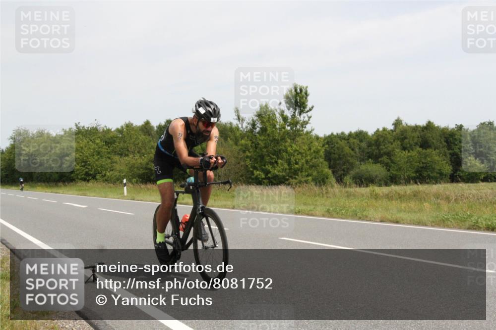22.06.2025 - Viking Triathlon Yannick Fuchs http://msf.ph/oto/8081752 22.06.2025 12:29:36 Radfahren 84, 85, 133, 185, 213, 406, 514, 632 meine-sportfotos.de