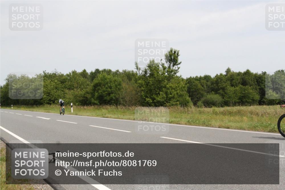 22.06.2025 - Viking Triathlon Yannick Fuchs http://msf.ph/oto/8081769 22.06.2025 12:29:55 Radfahren 91, 297, 383 meine-sportfotos.de