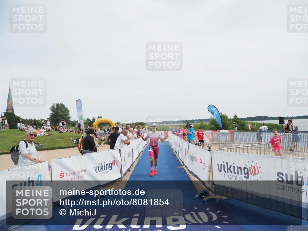22.06.2025 - Viking Triathlon MichiJ http://msf.ph/oto/8081854 22.06.2025 14:28:10 Ziel 198, 287, 534 meine-sportfotos.de