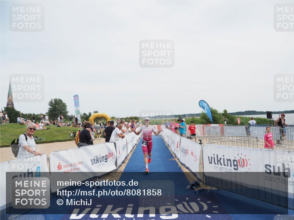 22.06.2025 - Viking Triathlon MichiJ http://msf.ph/oto/8081858 22.06.2025 14:28:11 Ziel 198, 287, 534 meine-sportfotos.de