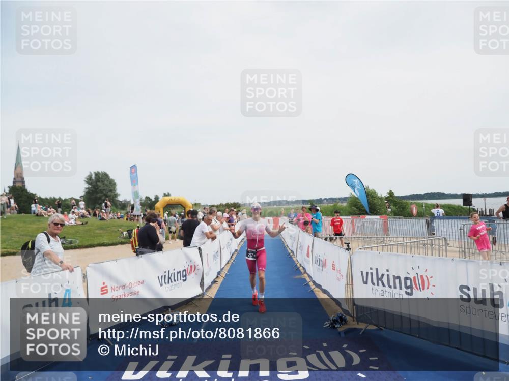 22.06.2025 - Viking Triathlon MichiJ http://msf.ph/oto/8081866 22.06.2025 14:28:11 Ziel 198, 287, 534 meine-sportfotos.de