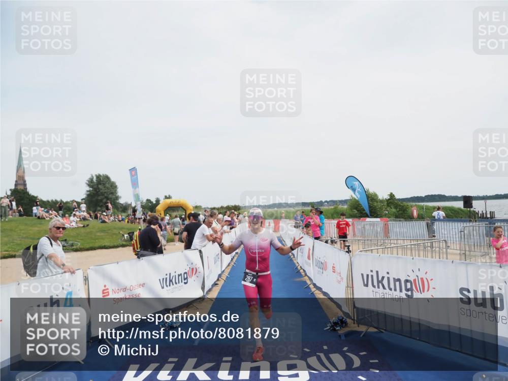 22.06.2025 - Viking Triathlon MichiJ http://msf.ph/oto/8081879 22.06.2025 14:28:11 Ziel 198, 287, 534 meine-sportfotos.de